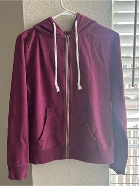 Vintage Threads 4 Thought Burgundy Zip-Up Hoodie with Hood and Front Pockets